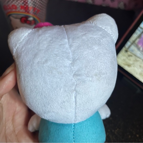 Hello Kitty Bundle - Picture 3 of 8